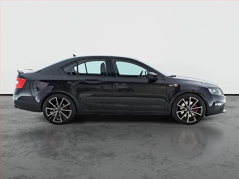 Škoda Octavia (2016) RS 230 2.0 TSI, Navi - fotka 6 z 21