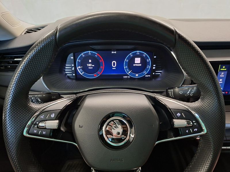 Škoda Octavia (2023) 2.0 TDI, VYHŘ.VOLANT, TAŽNÉ - fotka 23 z 24