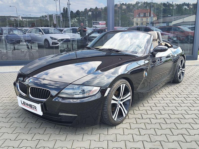 BMW Z4 2.5i/130kW E85 Roadster - fotka 2 z 26