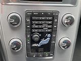 Volvo XC60 (2017) 2.0D, Summum, bixen, kůže - náhled 15
