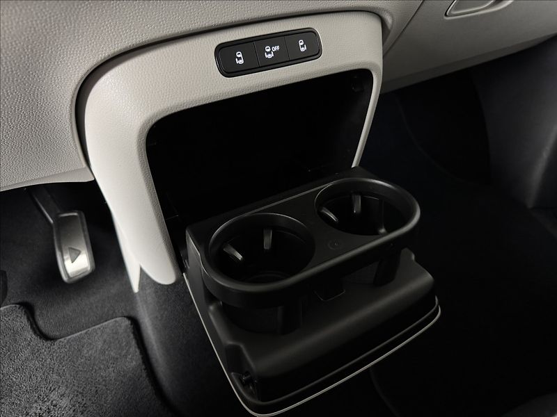 Volkswagen ID.Buzz Pro 150kW IQ Light 360° Kamera - fotka 47 z 50