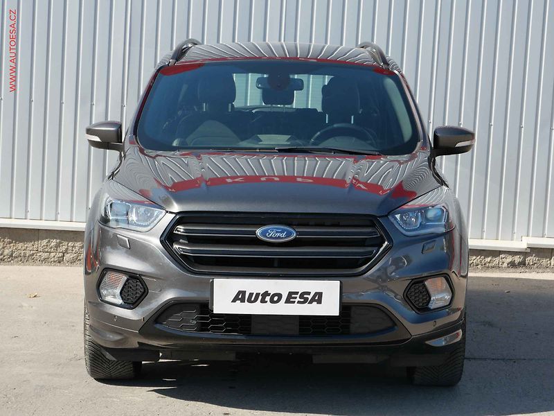 Ford Kuga (2019) 2.0 TDCi 4x4, 1.maj,ČR, AT - fotka 2 z 21