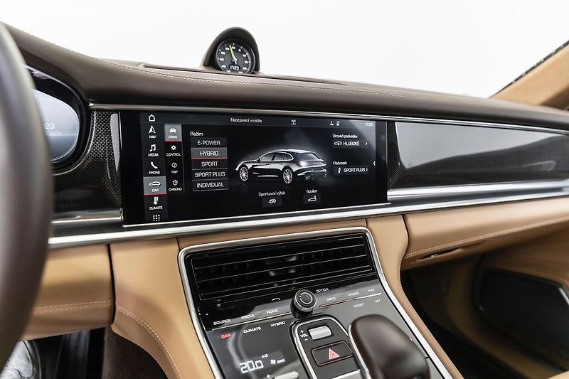 Porsche Panamera Turbo S E-Hybrid*CZ*záruka - fotka 34 z 41