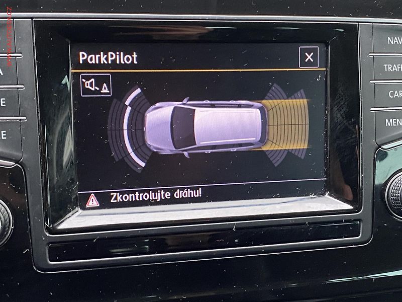 Volkswagen Golf (2013) 1.4 TSi, Highline, bixen - fotka 18 z 19