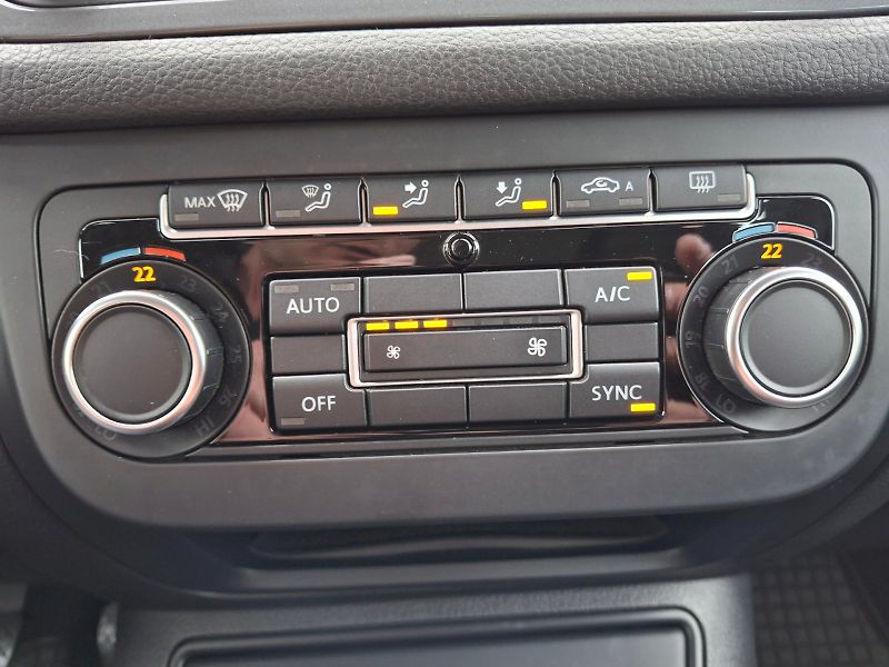 Volkswagen Tiguan (2014) 2,0TDi 81kW - fotka 29 z 34