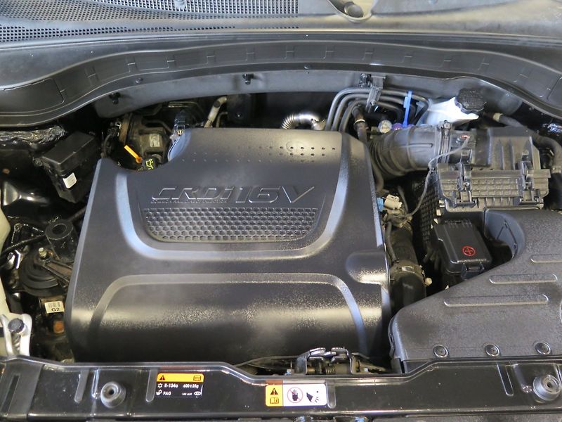 Kia Sorento (2013) 2.2CRDi,4x4,kamera,tažné - fotka 25 z 28