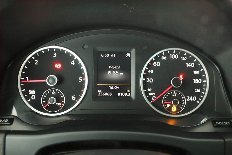 Volkswagen Tiguan (2014) 2.0 TDI, 4X4, Navi, Tempomat - fotka 11 z 14