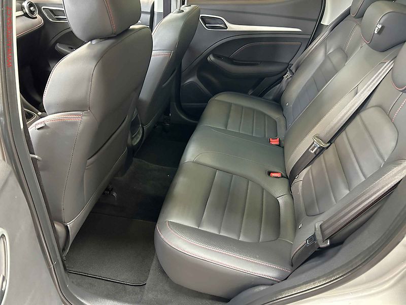 MG ZS (2024) 1.0 T-GDi, Essential - fotka 10 z 17