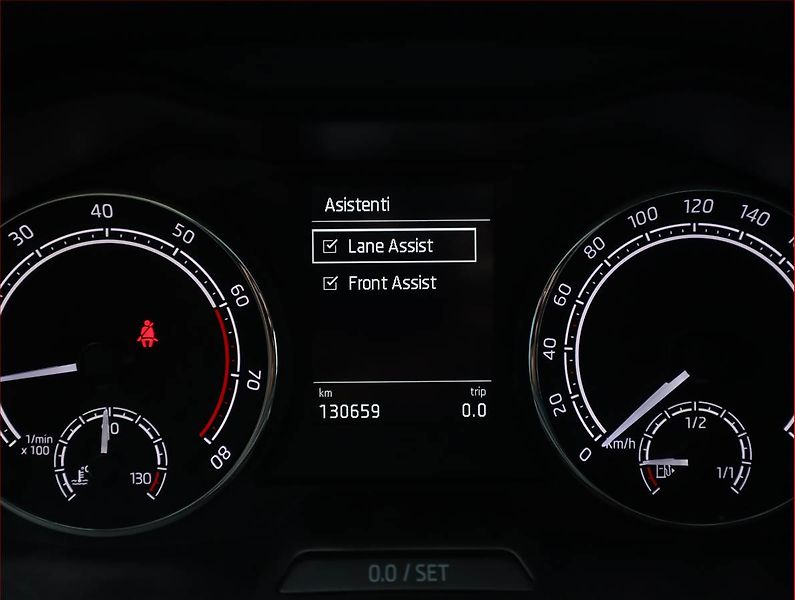 Škoda Kamiq (2019) 1.0 TSI, Serv.kniha, Tempomat - fotka 16 z 20