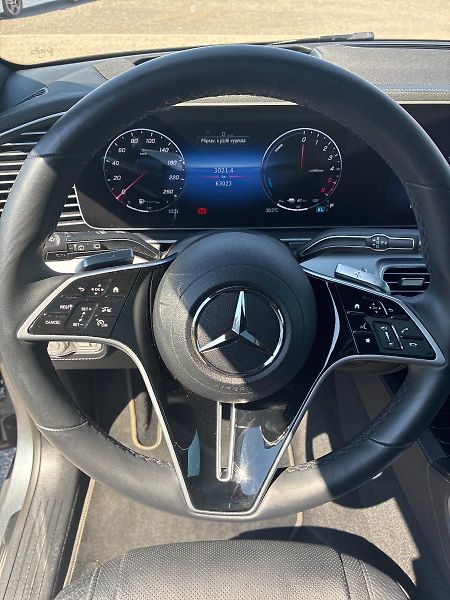 Mercedes-Benz GLE (2024) 350 de 4MATIC - fotka 12 z 13