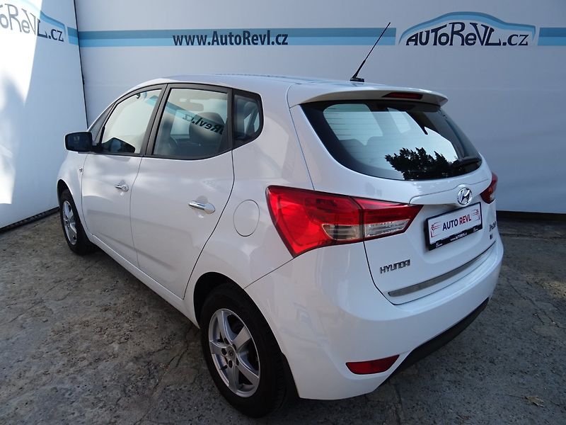 Hyundai ix20 (2011) 1.4i,66kW,1majČR,klima - fotka 3 z 23