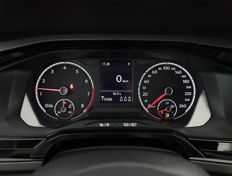Volkswagen Polo (2019) 1.0 TSI, Automat - fotka 9 z 16