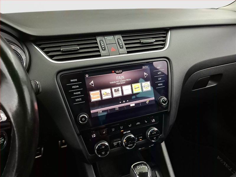 Škoda Octavia (2017) 1.4 TSI, Automat, Navi - fotka 12 z 17