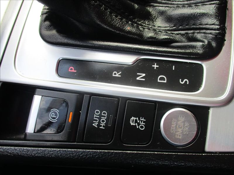Volkswagen Passat 2,0 TDI,Highline,DSG,4x4,CZ, - fotka 28 z 47