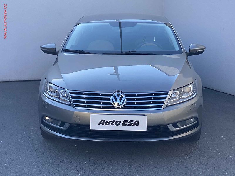 Volkswagen Passat CC (2013) 2.0 TDi, 1.maj,ČR, servis - fotka 2 z 17