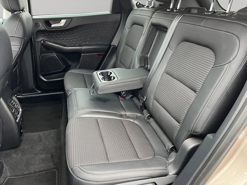 Ford Kuga (2020) 1.5 110kw, ČR, 1. maj - fotka 23 z 25
