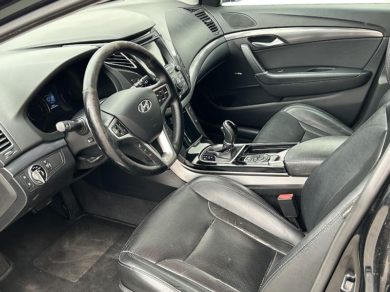 Hyundai i40 2.0 GDI Experience - fotka 10 z 28