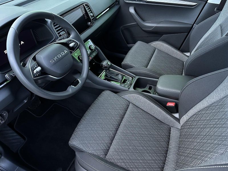 Škoda Karoq 2.0TDi 4x4 DSG 150PS TOP & Sel - fotka 14 z 49