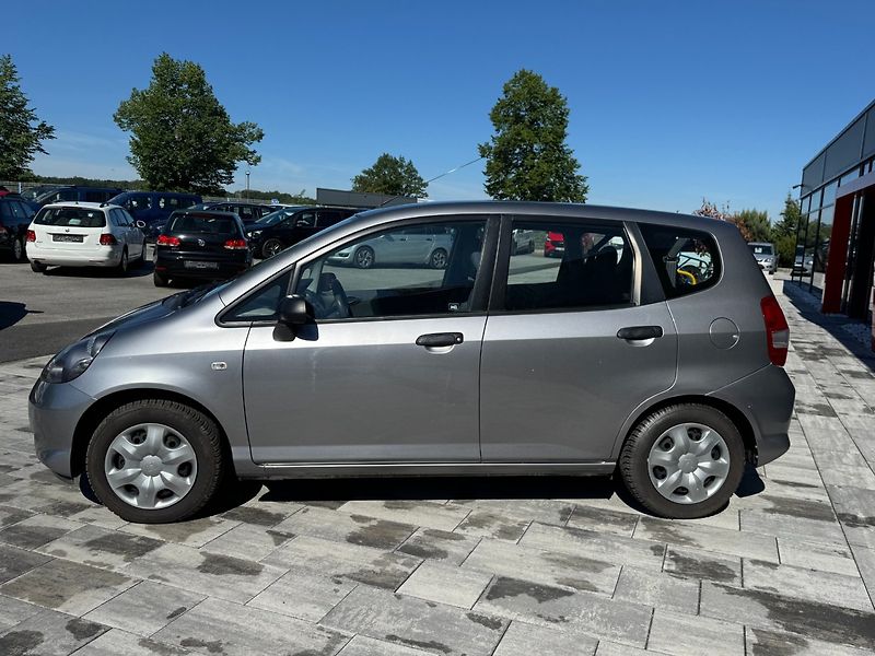 Honda Jazz (2006) 1.2i 57kW - fotka 9 z 29