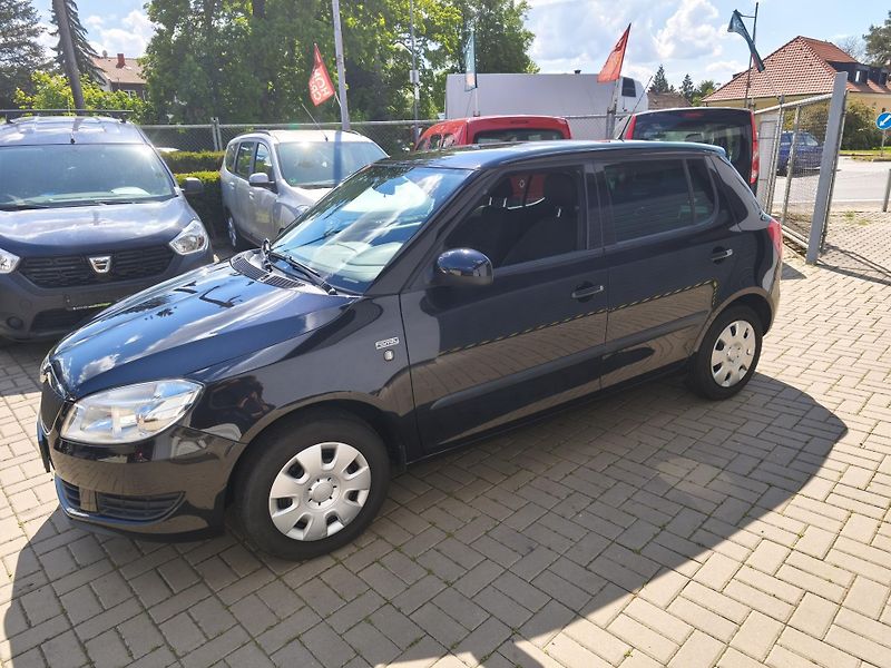 Škoda Fabia (2011) II. 1,2 TSi 63kW - fotka 5 z 26