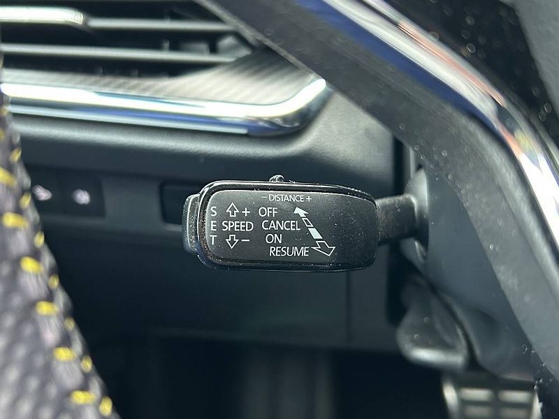Škoda Enyaq RS 82kWh elektro - fotka 12 z 27