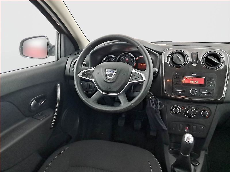 Dacia Logan (2018) 1.0 SCe, Serv.kniha - fotka 7 z 15