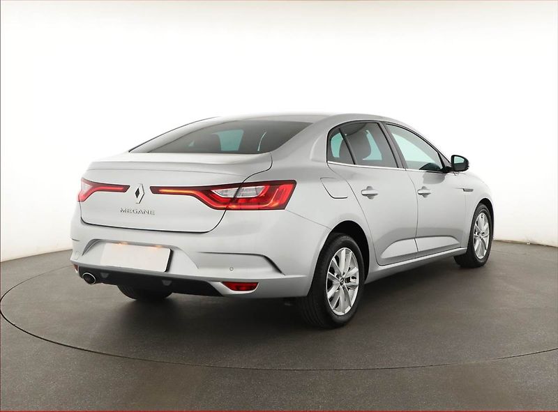 Renault Mégane (2017) 1.5 dCi, Tempomat - fotka 5 z 17