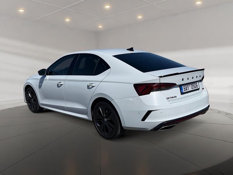 Škoda Octavia (2023) RS 2.0TSI 180kW DSG CZ DPH - fotka 4 z 11