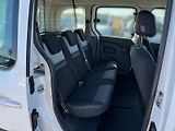 Renault Kangoo (2021) 1.5BdCi 70kW CZ DPH - náhled 8