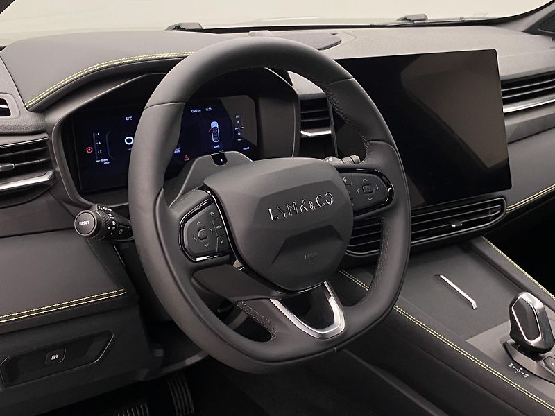 Lynk & Co 01 (2025) 01 CORE PHEV - fotka 26 z 90