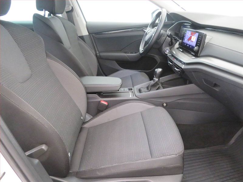 Škoda Octavia (2022) Ambition 2.0 TDI, Serv.kniha - fotka 9 z 15
