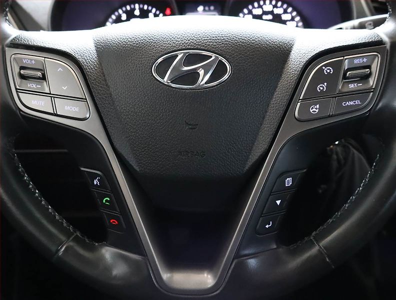 Hyundai Santa Fe (2018) 2.4 GDI, 4X4, ČR,1.maj - fotka 19 z 20