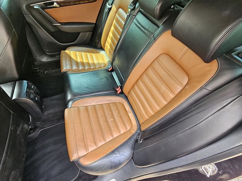 Volkswagen Passat Variant (2011) B7 2.0TDI INDIVIDUAL  - fotka 16 z 19