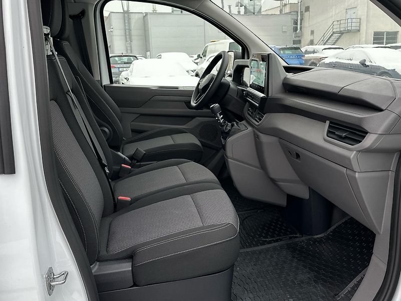Volkswagen Caravelle (2025) 2,0 TDI 9 míst - fotka 12 z 21