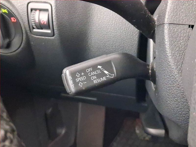 Volkswagen Tiguan (2014) 2.0 TDI, Serv.kniha, Bi-Xenony - fotka 16 z 22