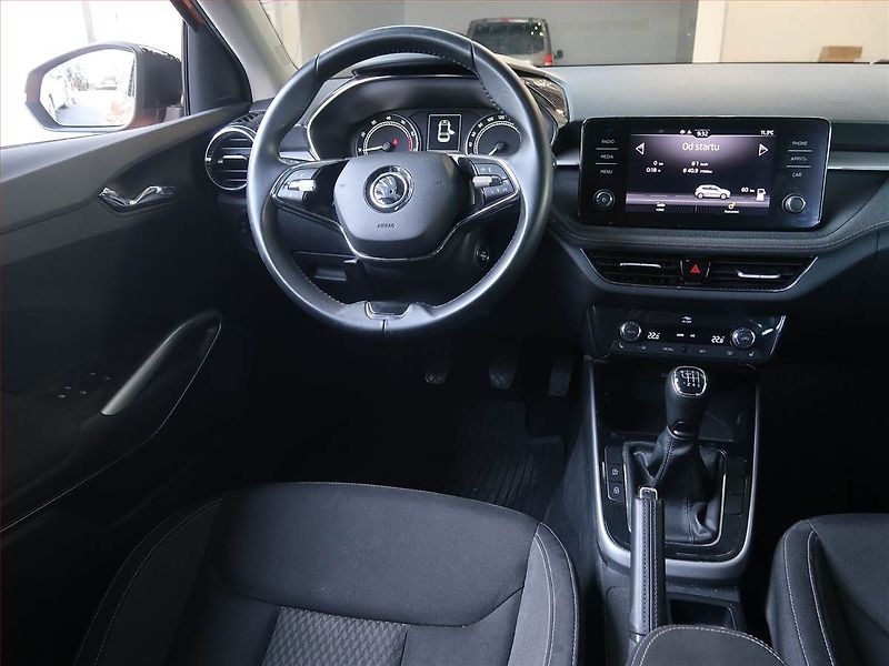 Škoda Fabia (2022) 1.0 TSI, Navi, Tempomat - fotka 7 z 18