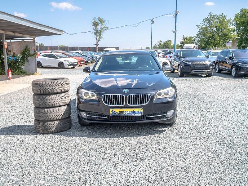 BMW Řada 5 (2013) 2.0D 135KW mat – NOVÉ V ČR - fotka 2 z 44