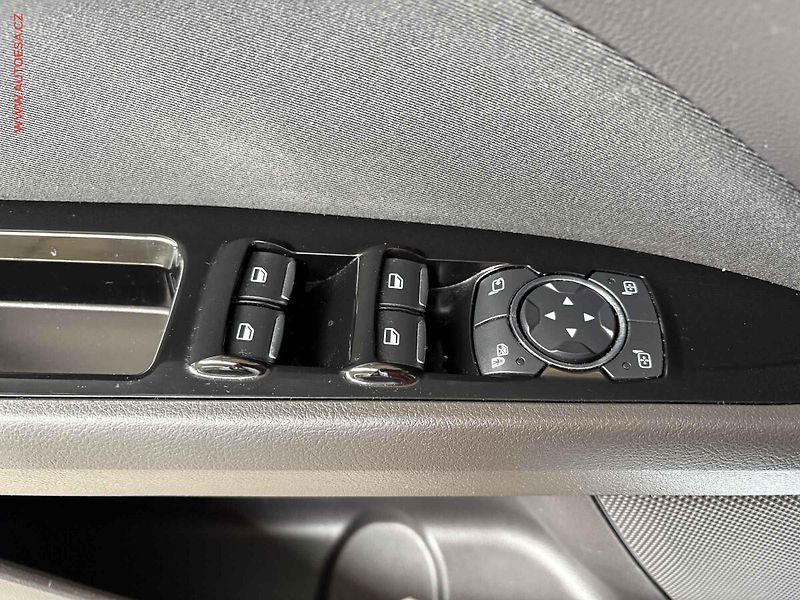 Ford Mondeo (2019) 1.5T, 2.maj,ČR, LED, výhřev - fotka 12 z 17