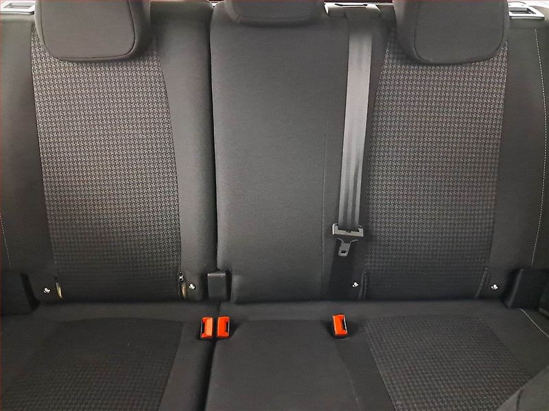 Peugeot 308 (2019) 1.5 BlueHDi, Tempomat - fotka 10 z 21