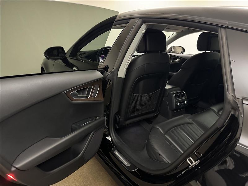 Audi A7 3,0 TDi LED ACC KŮŽE NZ.TOP CZ - fotka 41 z 49