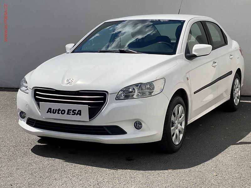 Peugeot 301 (2015) 1.2PT, 2.maj,ČR, AC, tažné - fotka 3 z 17