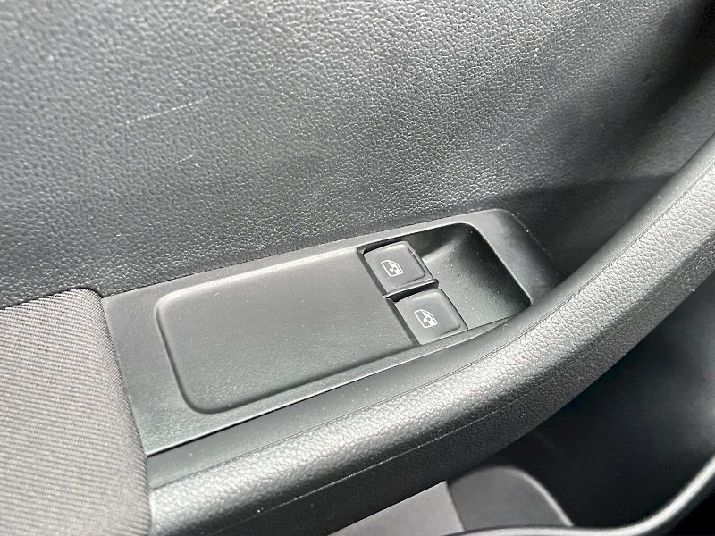 Škoda Fabia (2021) 1.0 TSI 70kW Ambition Plus Com - fotka 19 z 30