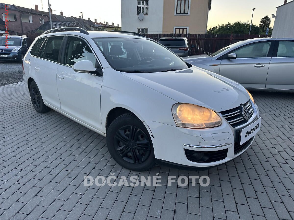 Volkswagen Golf 1.9TDI, AC, výhřev sed