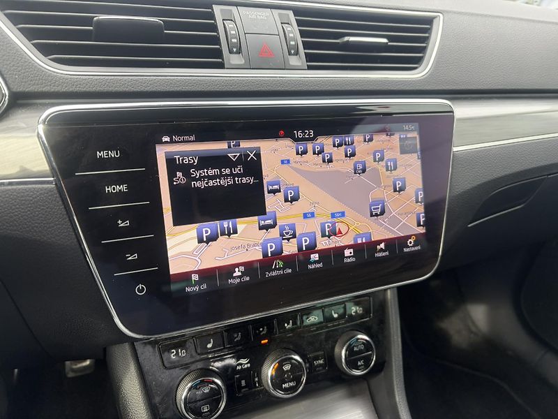 Škoda Superb 2.0TDi Scout DSG 140kW 4x4 - fotka 20 z 21