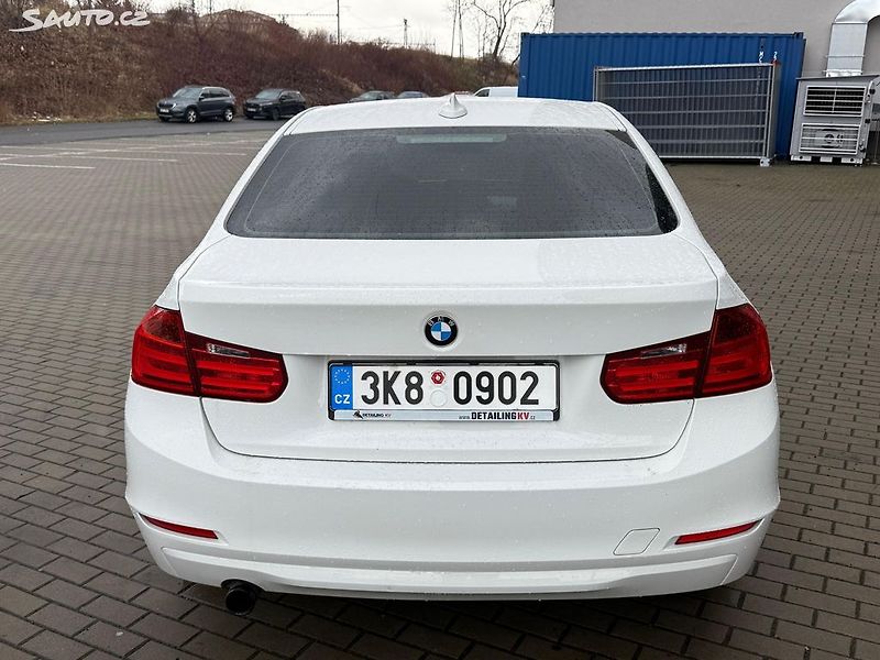 BMW Řada 3 (2014) 316i, 100kw Původ ČR - fotka 4 z 21