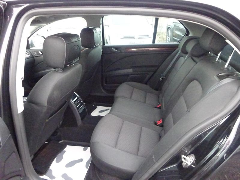 Škoda Superb 3.6FSI V6 191kW DSG 4x4  - fotka 6 z 29