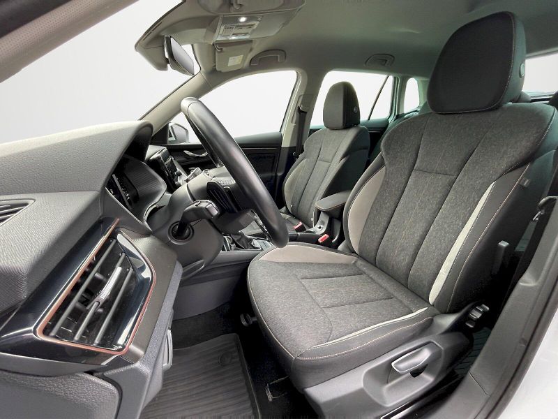 Škoda Kamiq (2022) 1.0 TSI 81 kW DSG Style Plus - fotka 24 z 33