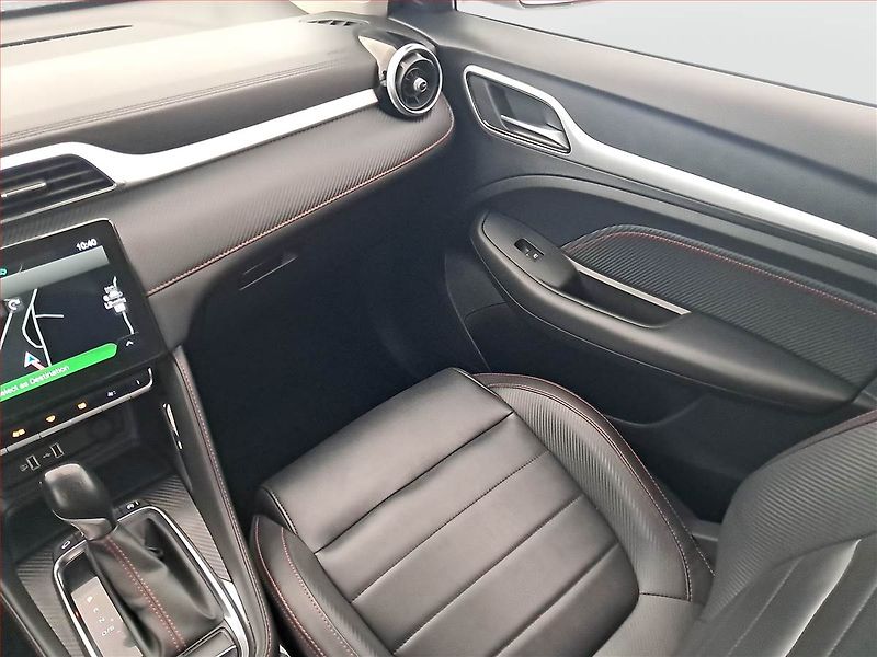 MG ZS (2023) Exclusive 1.0 Turbo, Automat - fotka 8 z 18