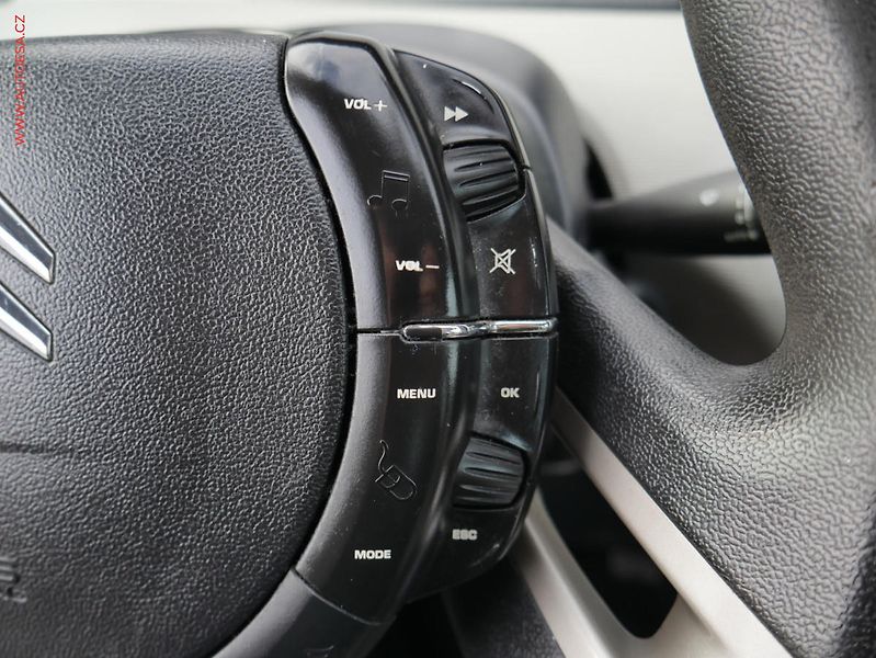 Citroën C4 Picasso (2007) 1.8i, ČR, Tempo - fotka 13 z 23