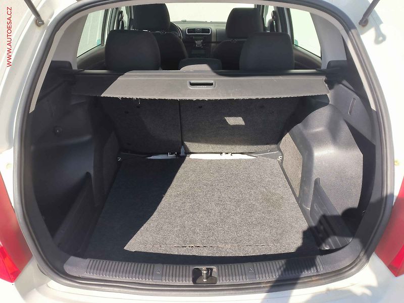 Škoda Fabia (2008) 1.4 16V, ČR, Elegance, AC - fotka 7 z 15